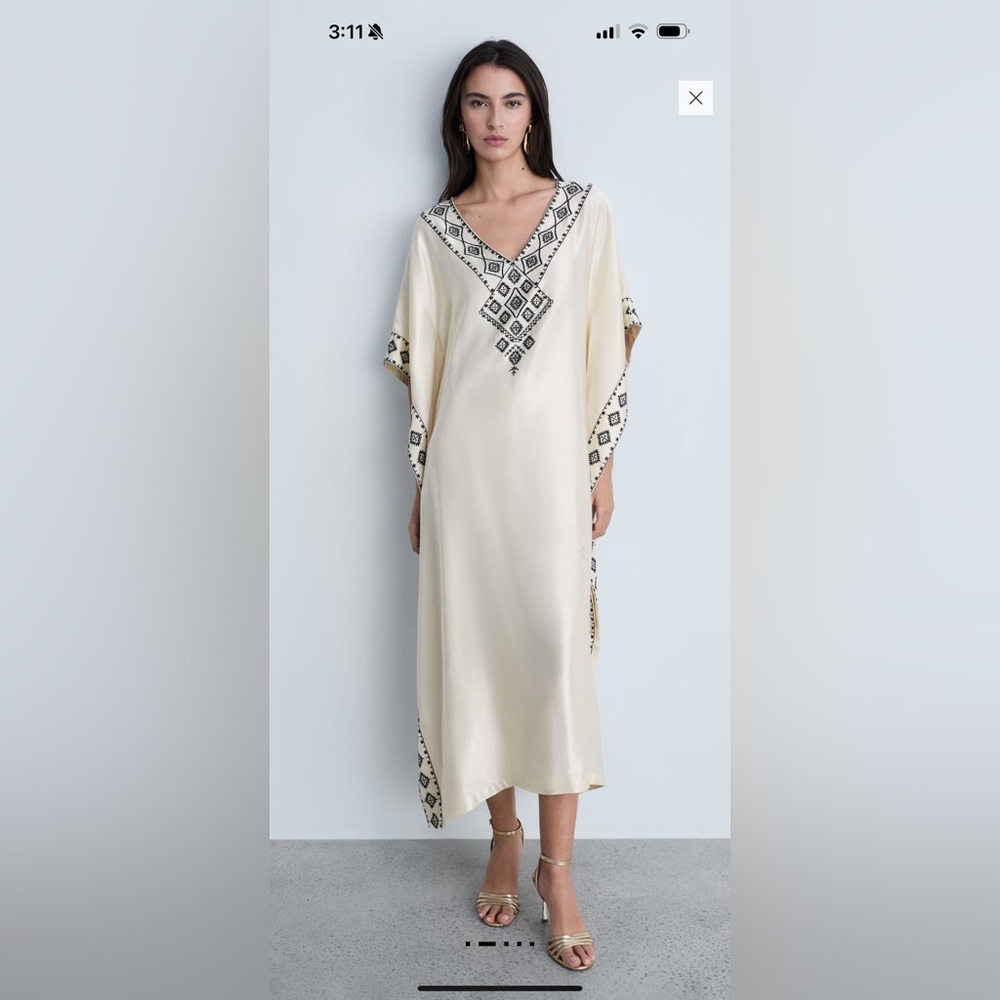 Mango Embroidered Satin Kaftan 2025 Size M/L